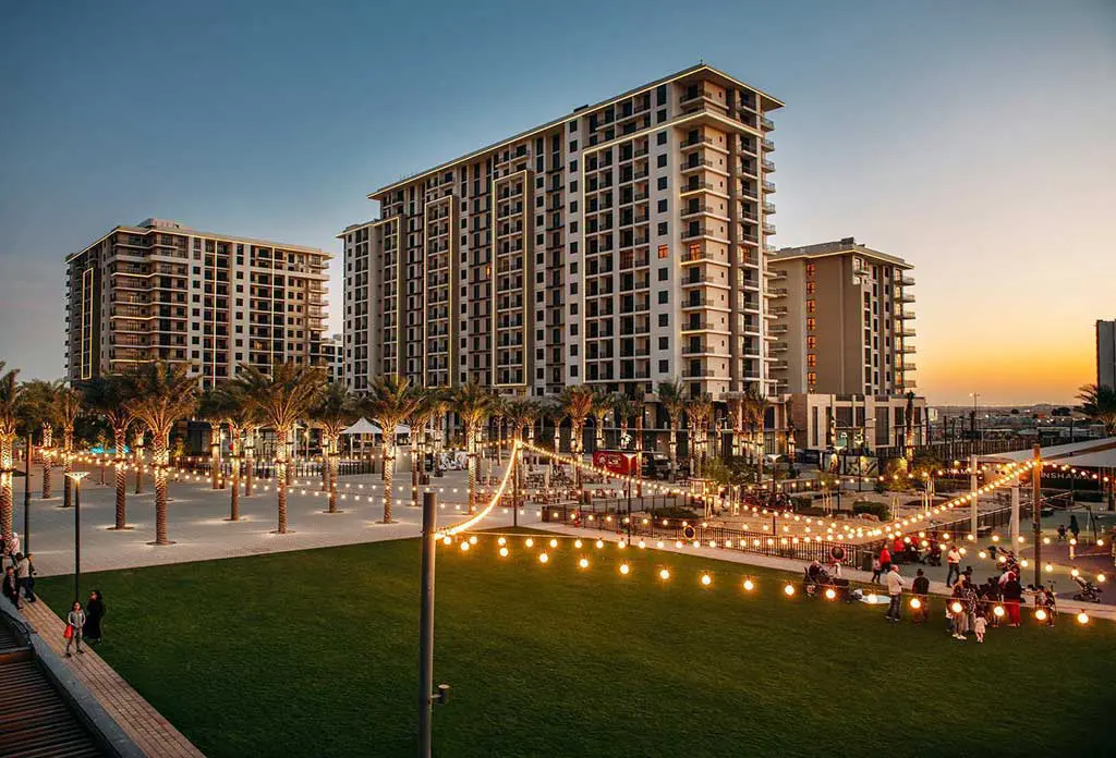 Апартаменты и Виллы для продажи и аренды в Town Square Dubai