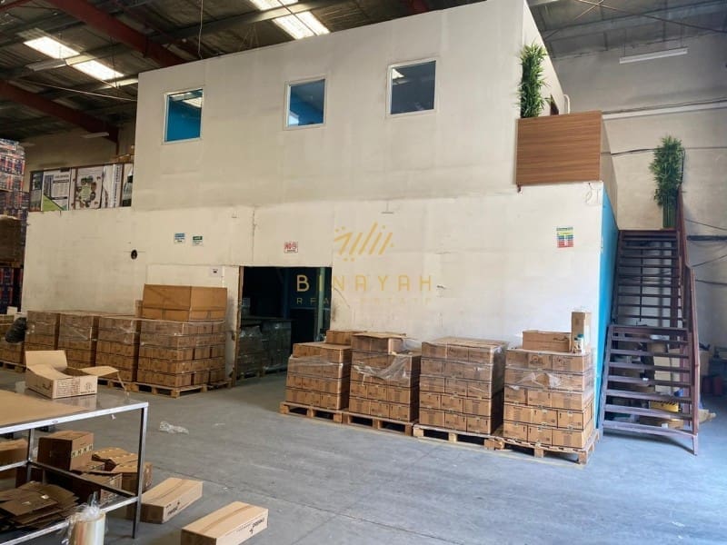 Warehouse for Sale in DIP