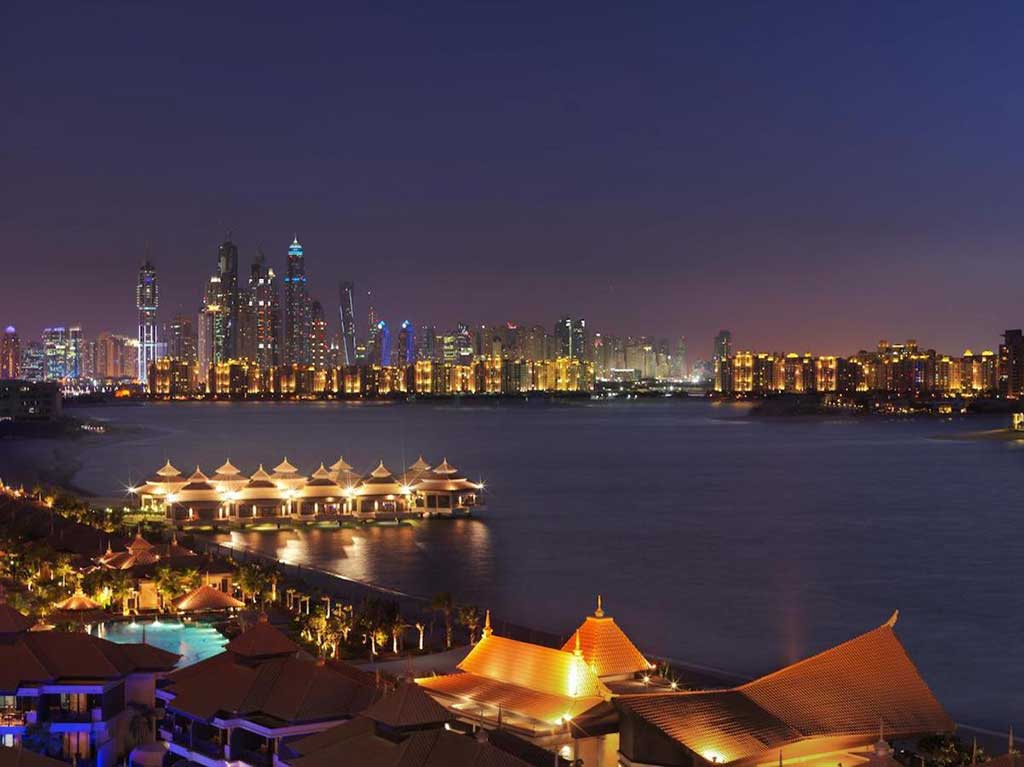 Royal Amwaj