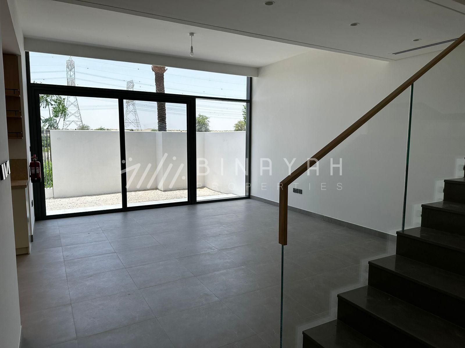 WhatsApp_Image_2026-04-03_at_15.48.05_watermarked Single Row | Family living | Modern layout
