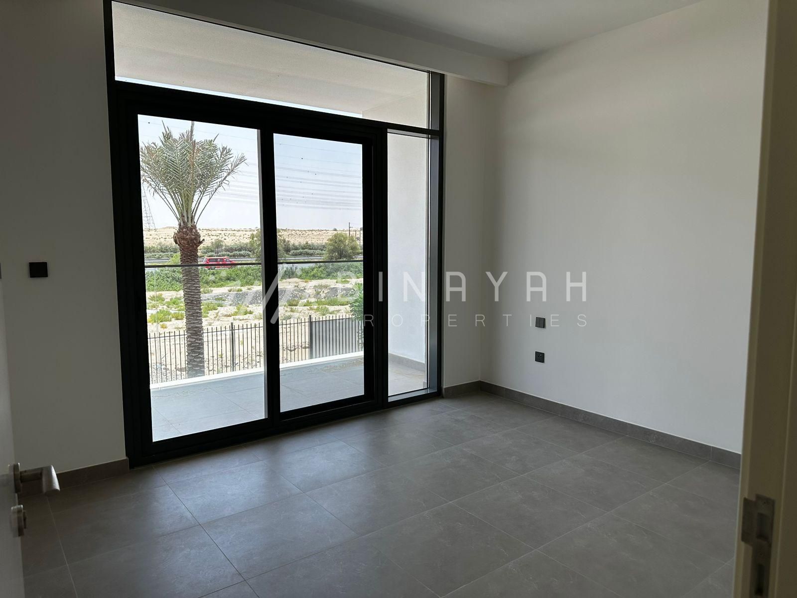 WhatsApp_Image_2026-04-03_at_15.48.09_watermarked Single Row | Family living | Modern layout