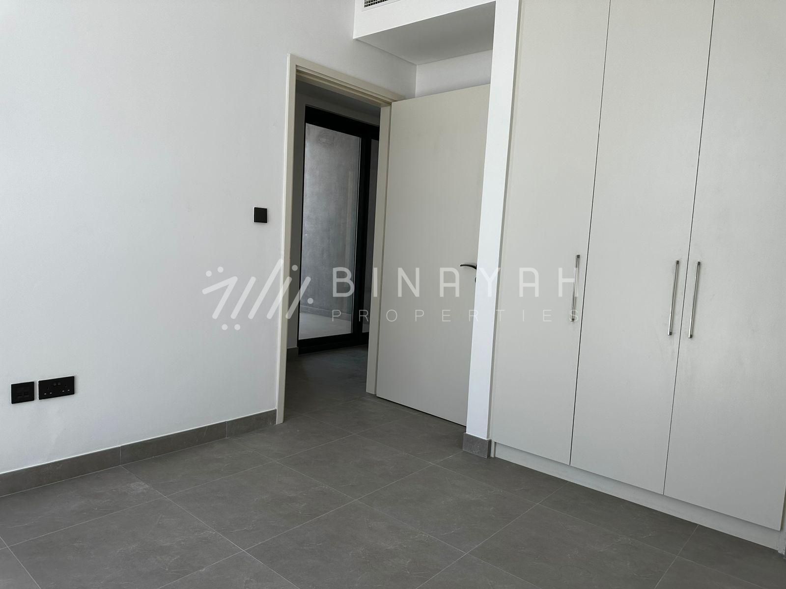 WhatsApp_Image_2026-04-03_at_15.48.10_watermarked Single Row | Family living | Modern layout