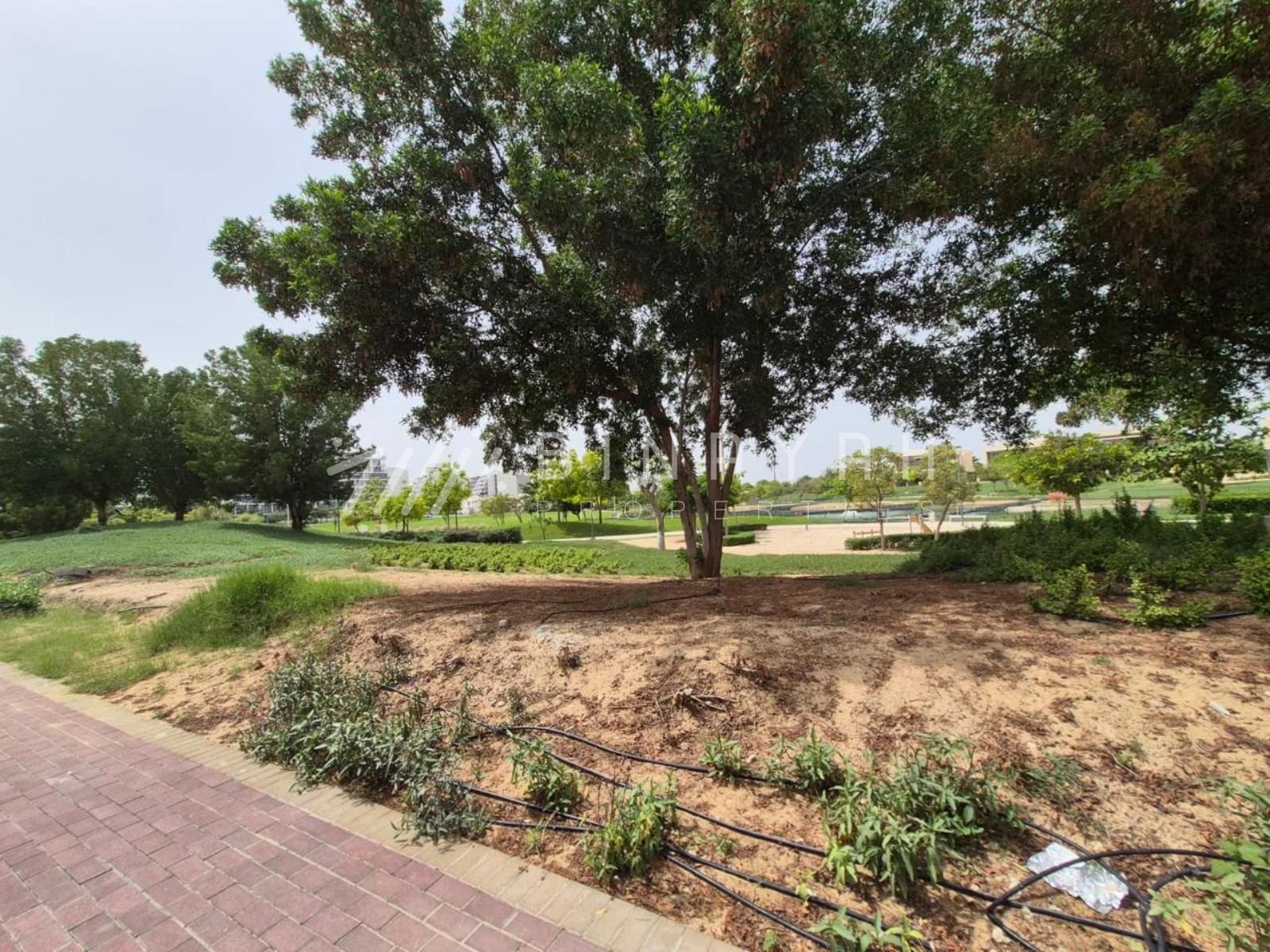 WhatsApp_Image_2026-04-09_at_17.28.05_1_watermarked Premium 4BR Townhouse | Vacant | Prime Location