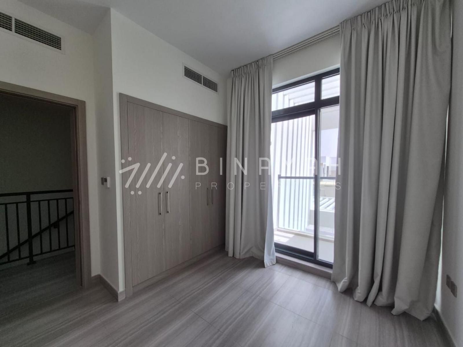 WhatsApp_Image_2026-04-09_at_17.28.06_2_watermarked Premium 4BR Townhouse | Vacant | Prime Location