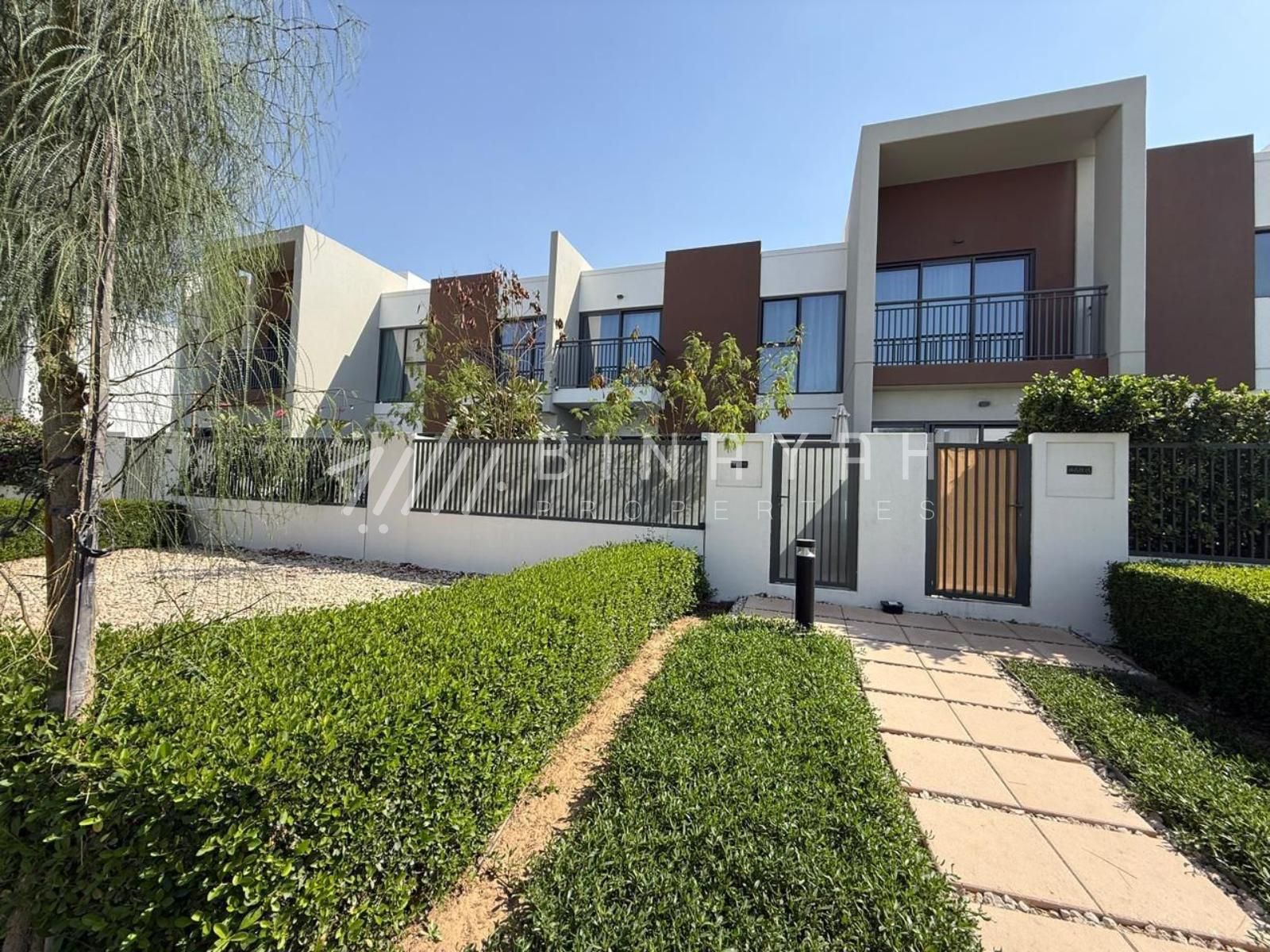 Single Row | Garden Walk | Spacious Layout