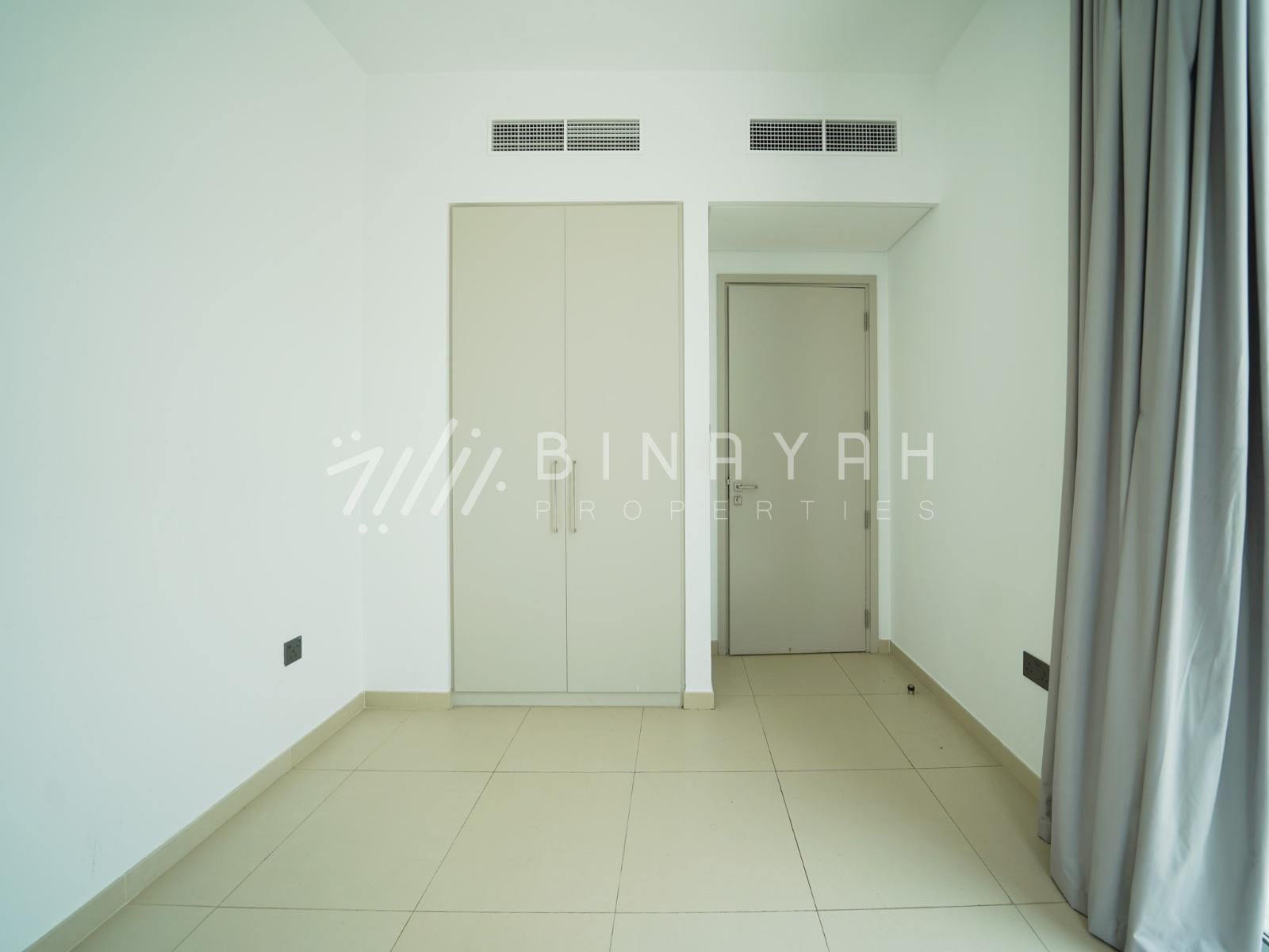 DSC02831_watermarked Single Row | Ready to Move In | Family Community
