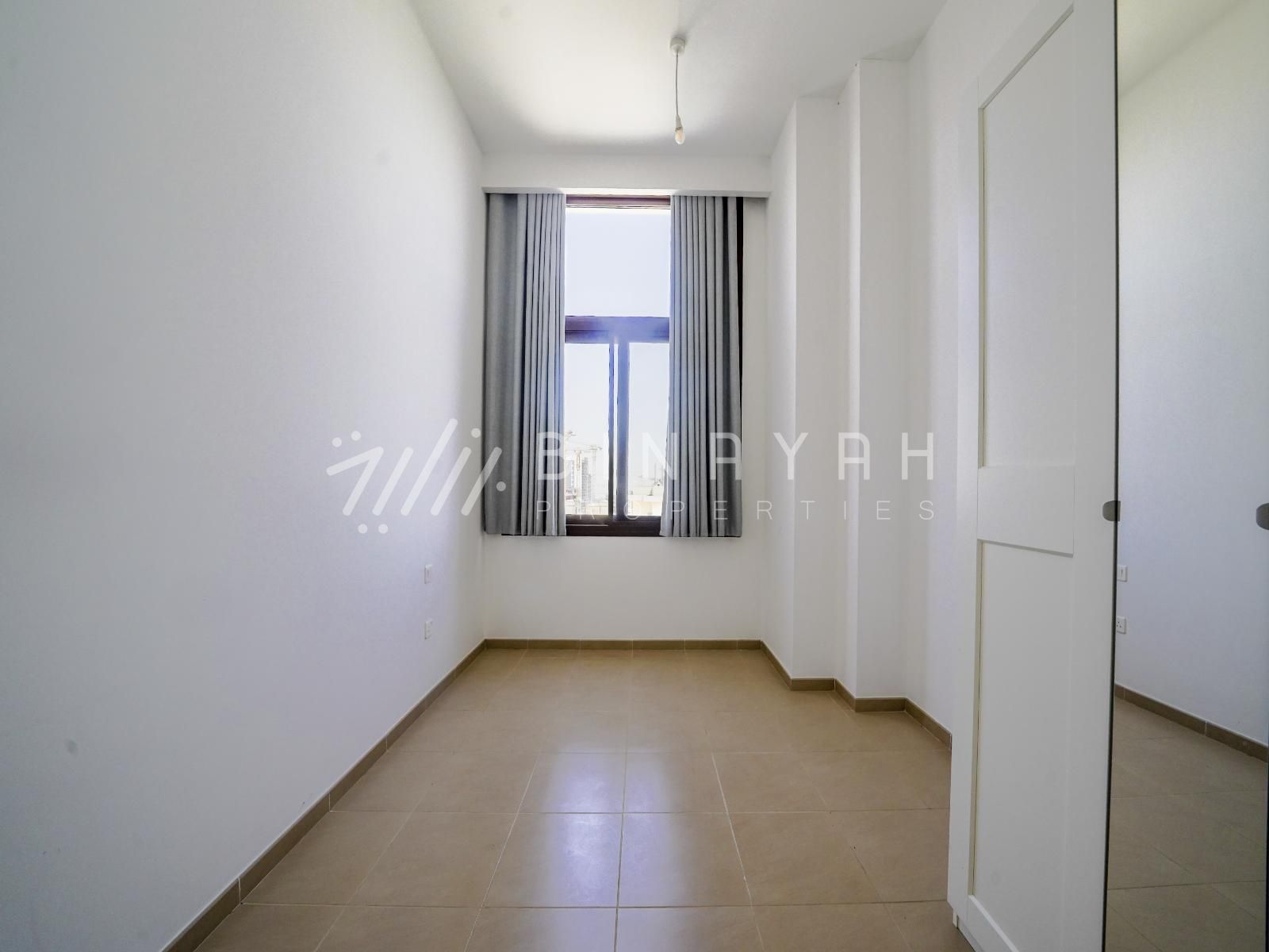DSC00517-HDR_watermarked Spacious 1BR | Vacant | Pool View | High Floor
