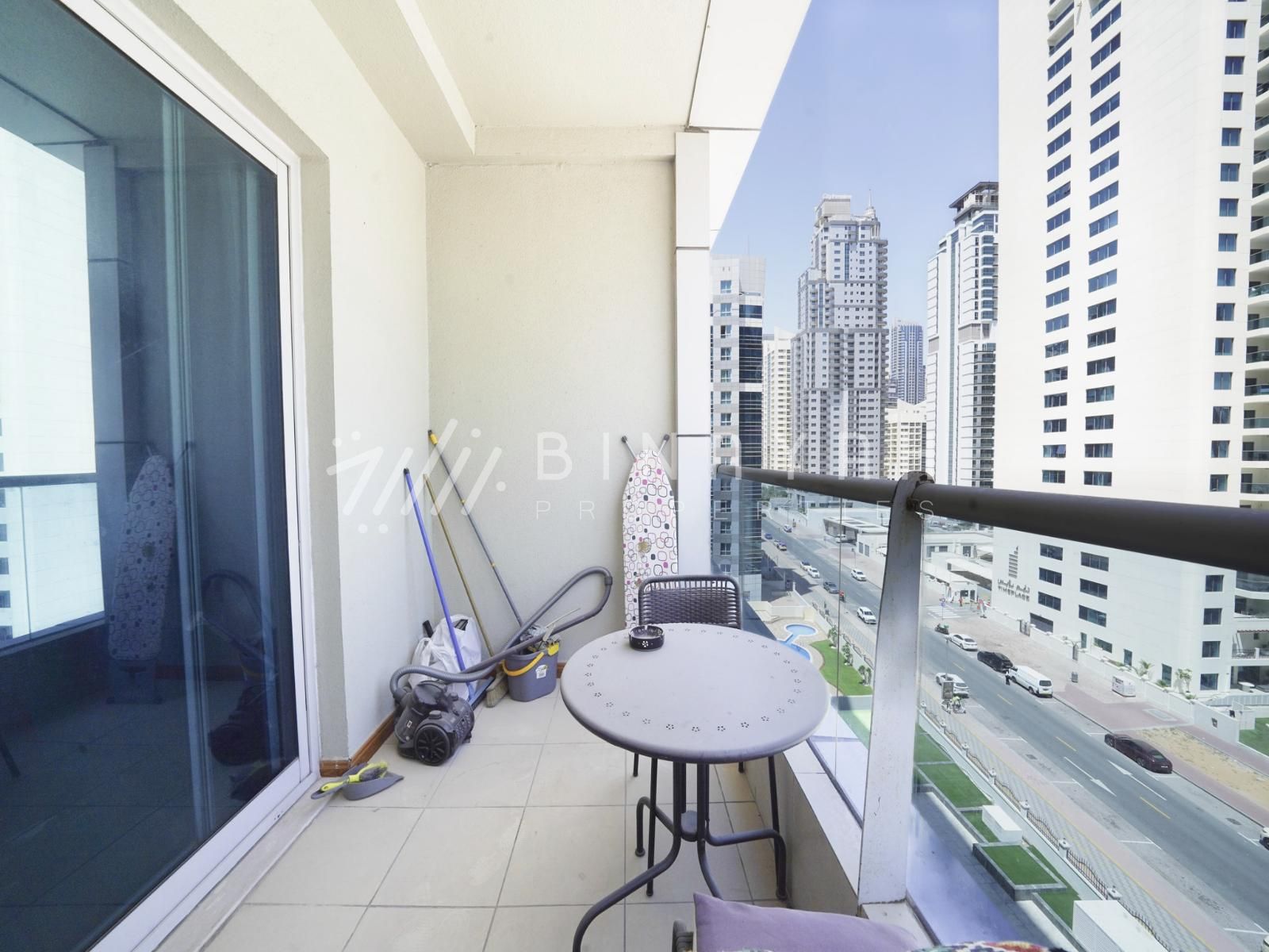 DSC00873_watermarked Luxury Upgraded | Chiller Free | Near to Metro