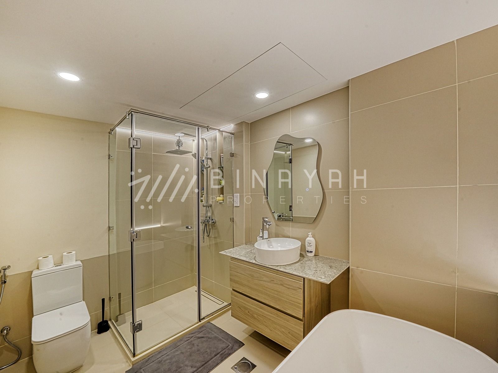 WhatsApp_Image_2025-05-05_at_9.40.35_AM_15_watermarked Stunning Full Marina View|Upgraded|Spacious 2BR