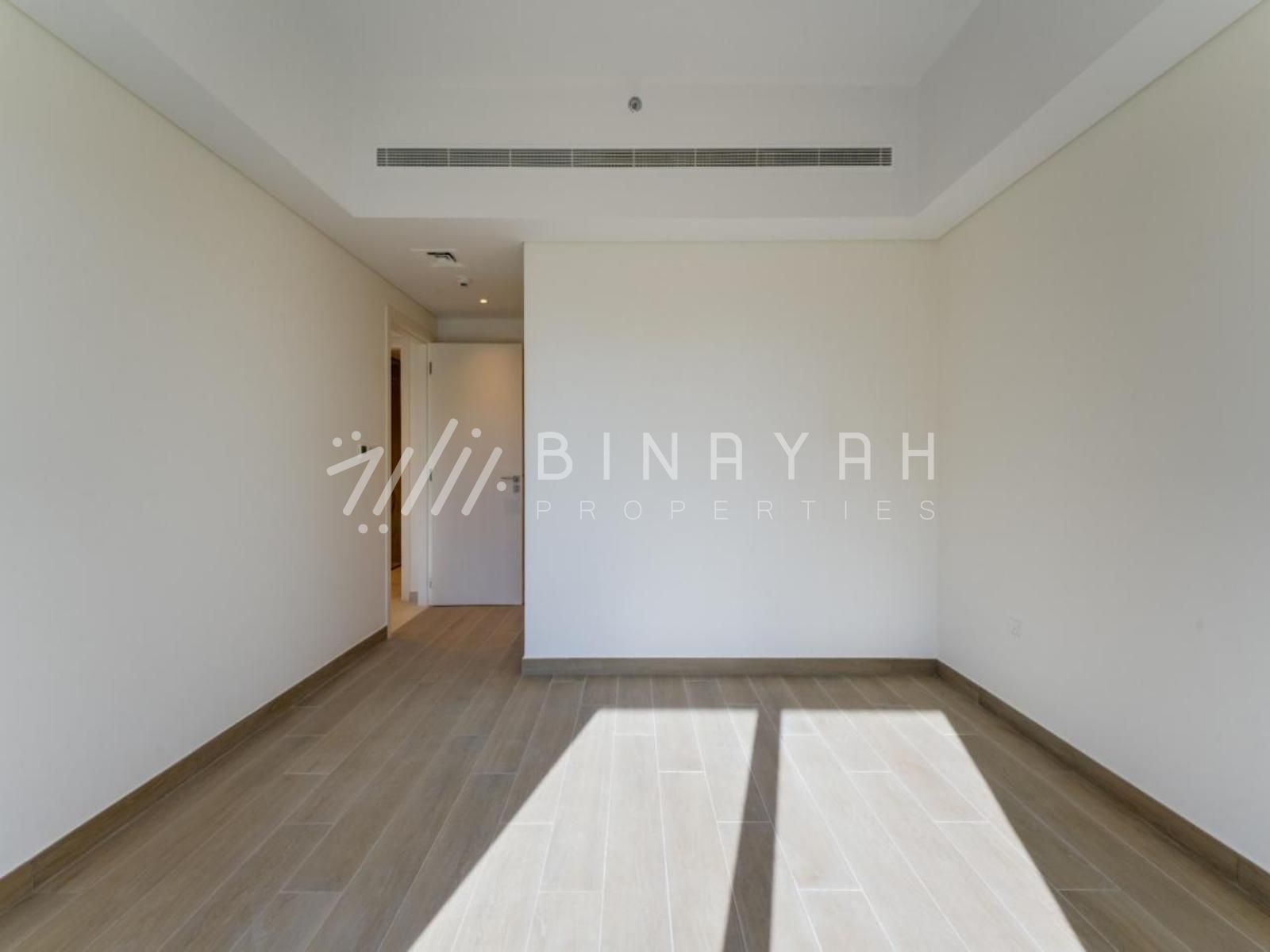WhatsApp_Image_2026-06-02_at_9.43.38_AM_watermarked 2 Bedroom | Park And Sunrise View | Vacant