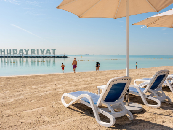 Hudayriyat Island: The Abu Dhabi “Road to Nowhere” That Turned Into the Gulf’s Most Thrilling Address